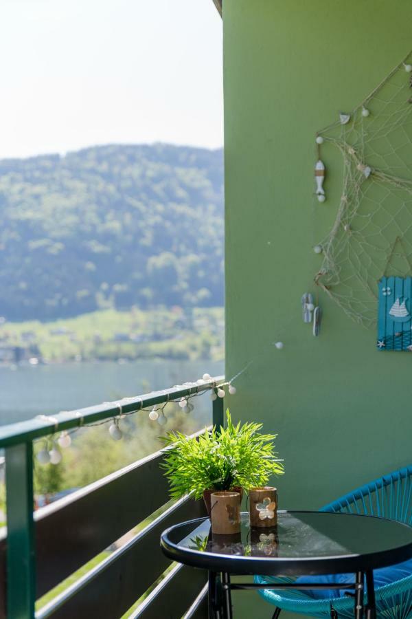 Mooki Beach Apartment Bodensdorf Exteriör bild
