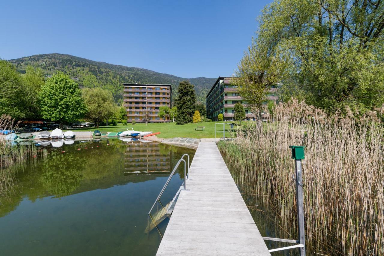 Mooki Beach Apartment Bodensdorf Exteriör bild